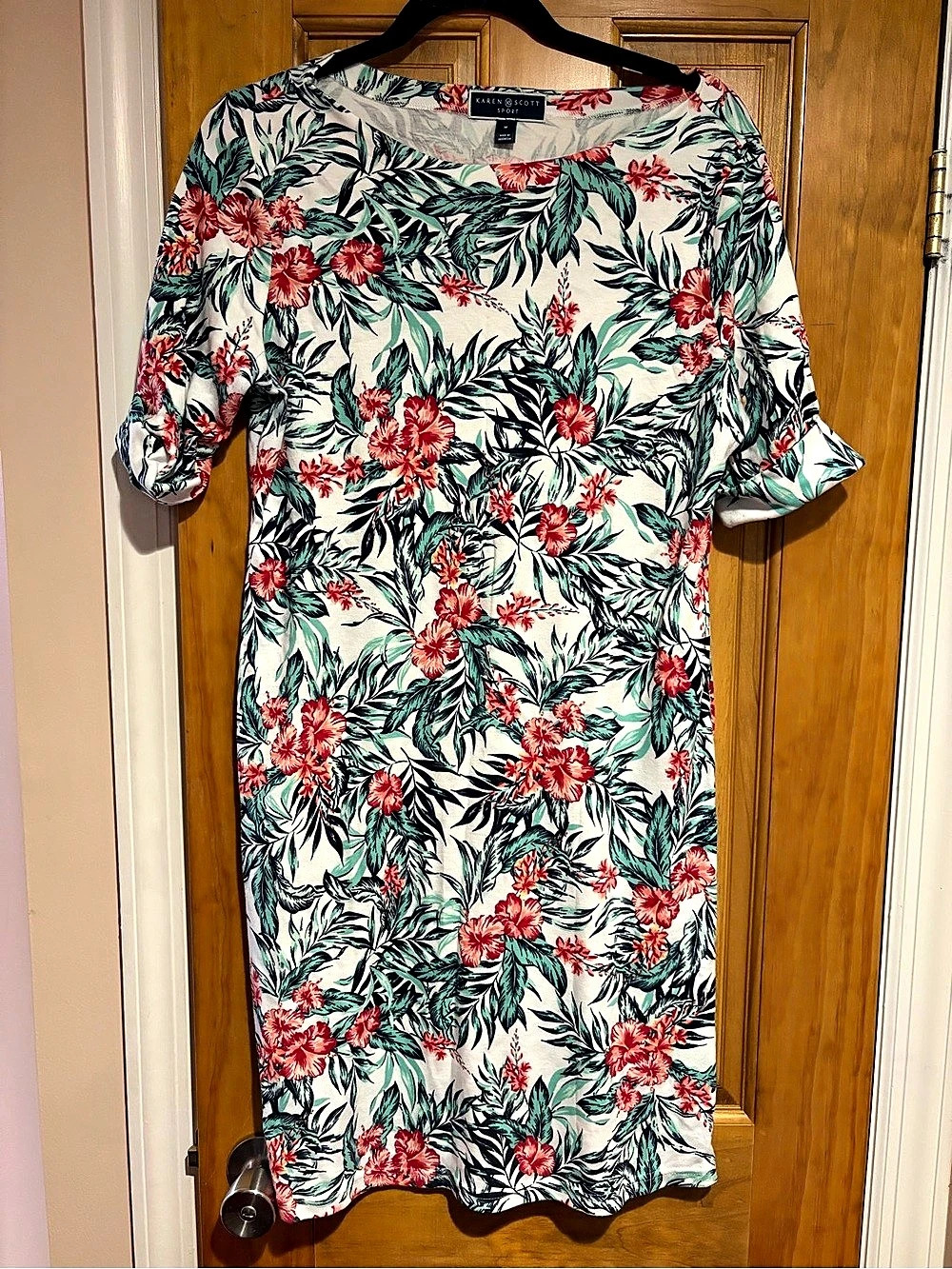 Karen Scott Floral Mini Dress in Green & Red Size Medium